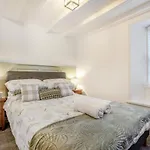 3 Bed In Oc-t33630