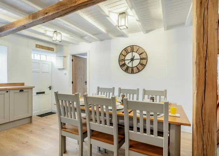 3 Bed In Oc-t33630 *