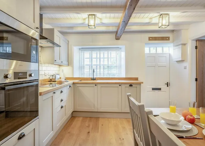 3 Bed In Oc-t33630 *