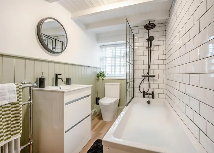 3 Bed In Oc-t33630 *