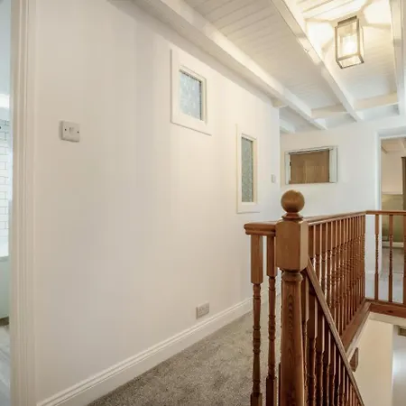 3 Bed In Oc-t33630